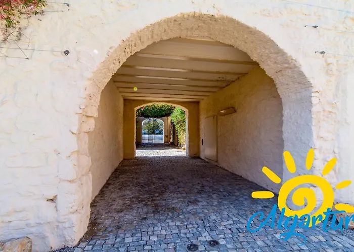 Convento Bernardas 塔维拉